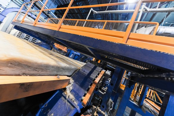 How Can a Sheffield-Based Food Delivery Service Use GPS Tracking to Enhance Delivery Efficiency?